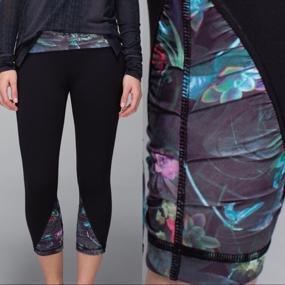lululemon athletica Pants - RARE HARD TO FIND LULULEMON | embrace crop printed